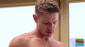 TRAILERTRASHBOYS Hung And Muscular Zander Fly Raw Breeds Joey Dane