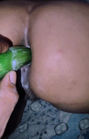 Pooja Put His Hand in His Wife's Pussy and Inserted Cucumber Hot