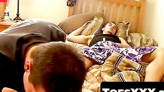 ToesXXX.com - Krist Cummings services Kelly Cooper's hard cock