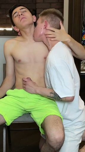Invited a twink to visit with a big dick and brought him to orgasma from a blowjob   Clip 1