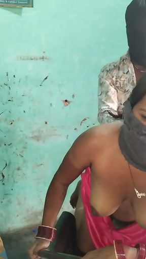 Bhua ne late ke apni gand marawai mujhe se bhua ki choot faad chudai kiya fufa bhar gaye the to moka dekh ke bhua ne&hellip;   Clip 2
