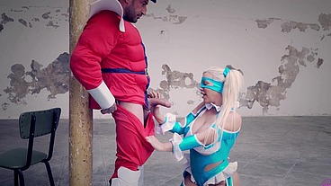 STREET FIGHTER COSPLAY WITH FIGHT AND SEX EMILIO ARDANA - BLONDIE FESSER