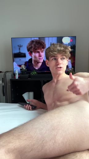 Fit onlyfans twink frosty in live TV   Clip 1