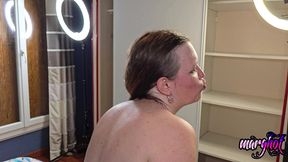 prise en sandwich par une femme trans et son maris