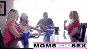 Mommy's Little Throbs: Nasty Step-Play with Fresh Teens Got My Ass&#x1F351; Grabbed Hard