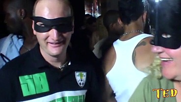 Ted invade o carnaval no centro de São Paulo - Loupan - Soraya Carioca - Giuliana Lemme - Yasmin Viana - Melissa Alecxander - Rikelly - Fábio Lavatti - Dara Devassa