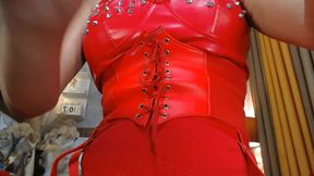 CERINA_FOXY dominates with milf, passion, and amateur flair.