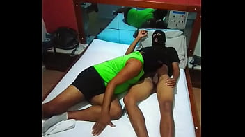 Magrelinho socador de rabo gordo!