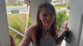 MILF with Big Ass Seduces Sex Therapist to Give Her an Orgasm