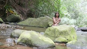 brittany taylor caught by three guys bathing in the river so she invites them to fuck her and she does double penetration and facial cumshot