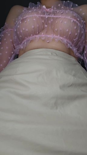 Amateur onlyfan shows off big tits and pussy