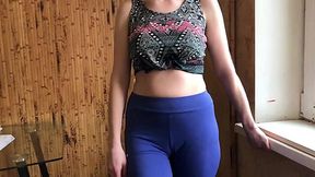 Amateur Sis Begs for Creampie: Big Ass & Tits Talk Dirty