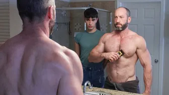 Rob Quin helps shave stepdad Muscled Madison balls then gets bred