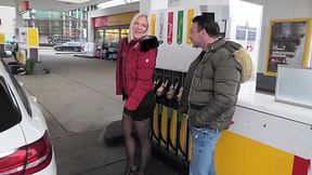 Whorish auto lady gets intimate with a first stranger at the gas station