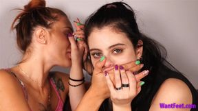Hand Worship Game - Kissing - HD MP4