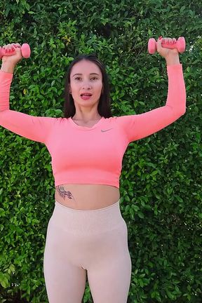 Workout with Passionbunny - Day 4 - Shoulders