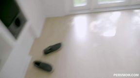 Perv Mom Dava Foxx Trailer