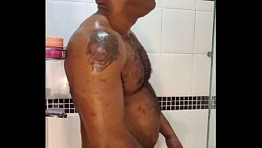 DOTADO LAVANDO A ROLA DURA