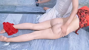 Desi cute Bhabhi and Devar won'_t let me do my homework hot indoor water sex video, Indian Desi beautiful girl xxx video