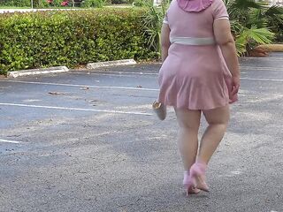 Chunky booty chunky white big beautiful woman doctor step in car and caught by stranger in public masturbation - Pornhub