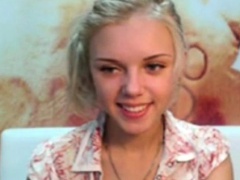 Madeline amateur teen enjoys a solo masturbation