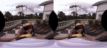 My sexy gardener bent over her ass fucked in virtual reality