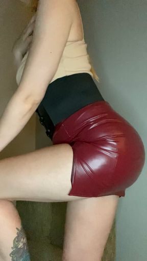 Short shiny skirts make you jerk & send