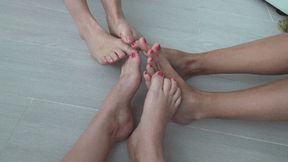 INTERLACING OF TOES 3