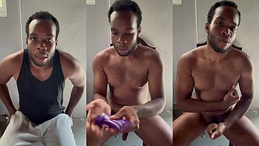 Jeff419 in gray masturbating for fans on his chair.