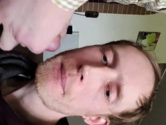 Lecker Sperma Schlucken