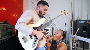 Asteria Diamond's Mind-Blowing BJ Skills with Peter Green in XXX Video