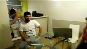 la madrastra de mi amigo no para de follarse tipos , increible las fiestas y orgias que hace 68
