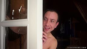 Chubby Mature Gigi And Skinny Dude