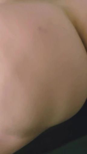 2 LONELY LADIES CELEBRATE VALENTINES DAY BY FUCKING THE DOORDASHER   Clip 3