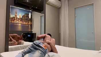 GOZANDO NO CUZINHO DO AMIGO DA FACUL.