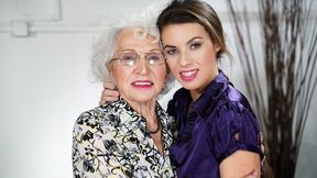 Granny Tiffany Dolls enjoys messy lesbian rimming