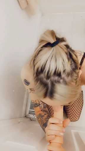 Pretty Tranny is a Horny Slut