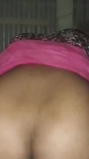 Jaw-dropping moment from &quot;Sexy aunty and boy&quot;
