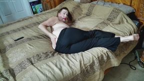 Afton's aggressive ass clapping