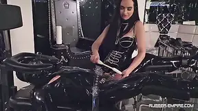 Ikona Black - Progressive Rubber