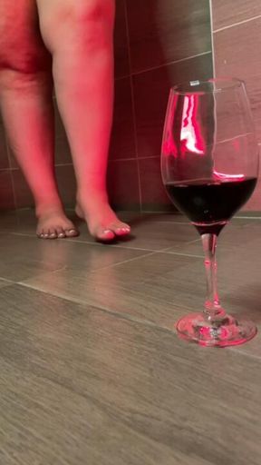 Come and drink with me😏