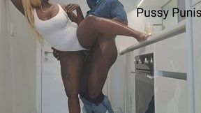 dark berry had no money to pay me so she paid with her pussy - full version