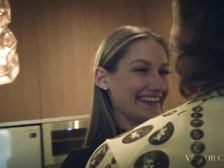 This babe Tried to Sell Me the Apartment. I Took Her Butt – Tiffany Tatum Anal x Victor Caserta