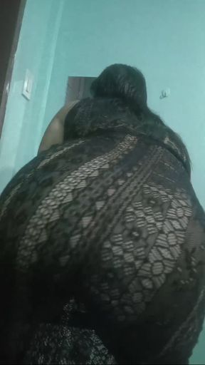 Sexy Filipina Milf Sexy Striptease In Black