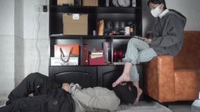 Jiajia Goddess stomps on high heels, deep throat, licks feet and sucks toes!