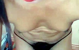 Sexy tranny playing stripshow