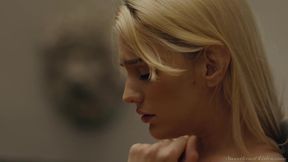 Chanel Preston and Kenna James like to lick each others pussy and lick some sex toys