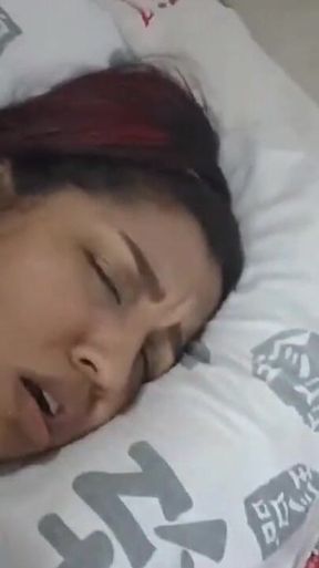 Hot Brunette Eager to Fuck with Many Men I'm From New York