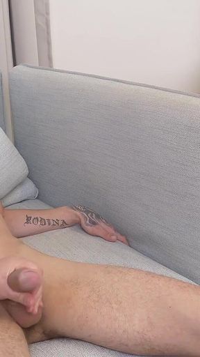 Big Dick Twink Gets Handjob From Daddy - Twynkworld