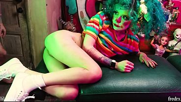 clown girl gets pussy stapled, ass fucked